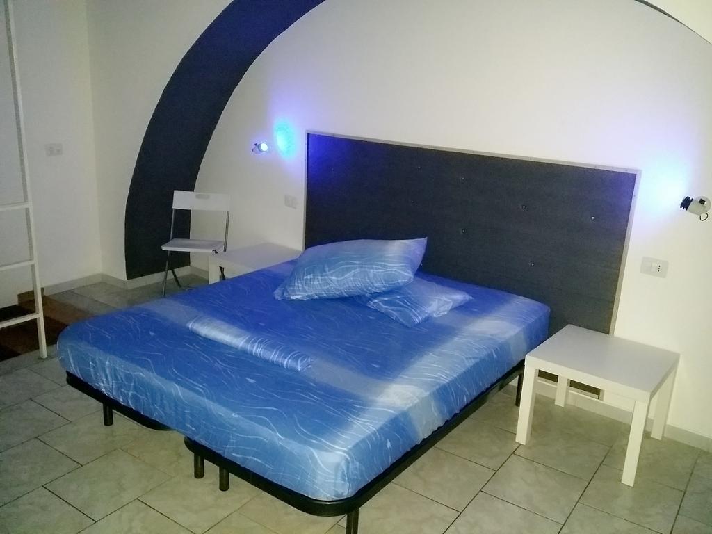 Casavacanzerooms Portale Catania Room photo